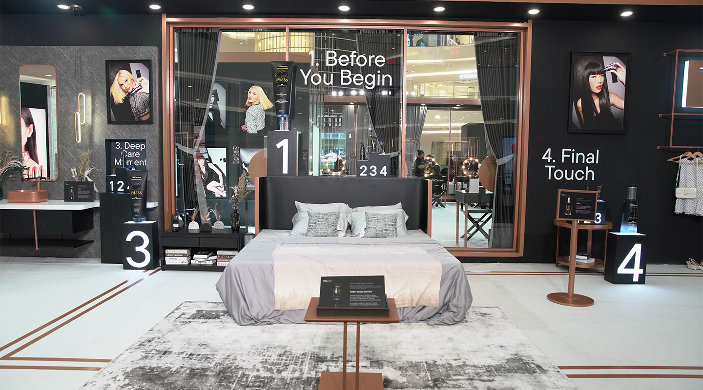 SILK PRESS HOTEL BY TRESEMMÉ